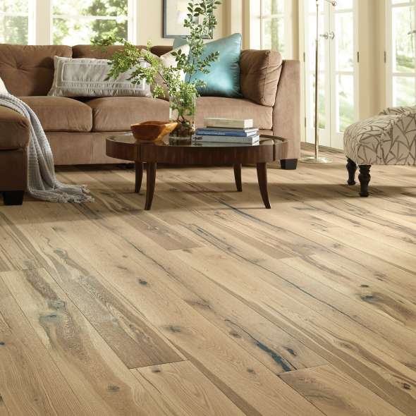 Hardwood flooring | Staff Carpet