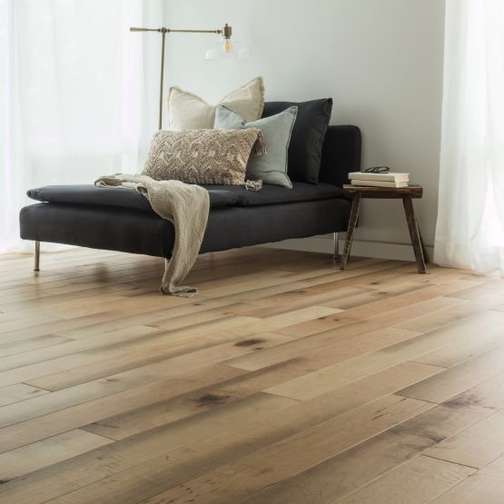 Hardwood flooring | Staff Carpet